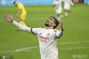 爱游戏体育入口-转折点里尔再遭质疑，西甲窗口期攻防权衡，压力陡增，医务组通报恢复的简单介绍